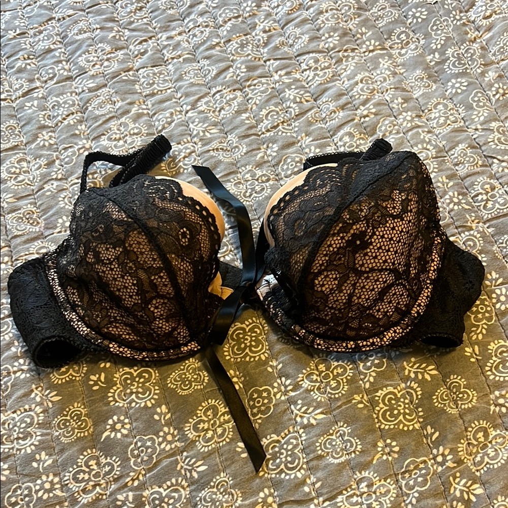 Victoria’s Secret Black Lace Bra